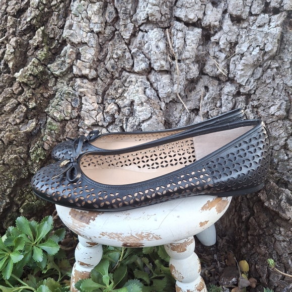 Michael Kors Black Flats - Picture 4 of 9